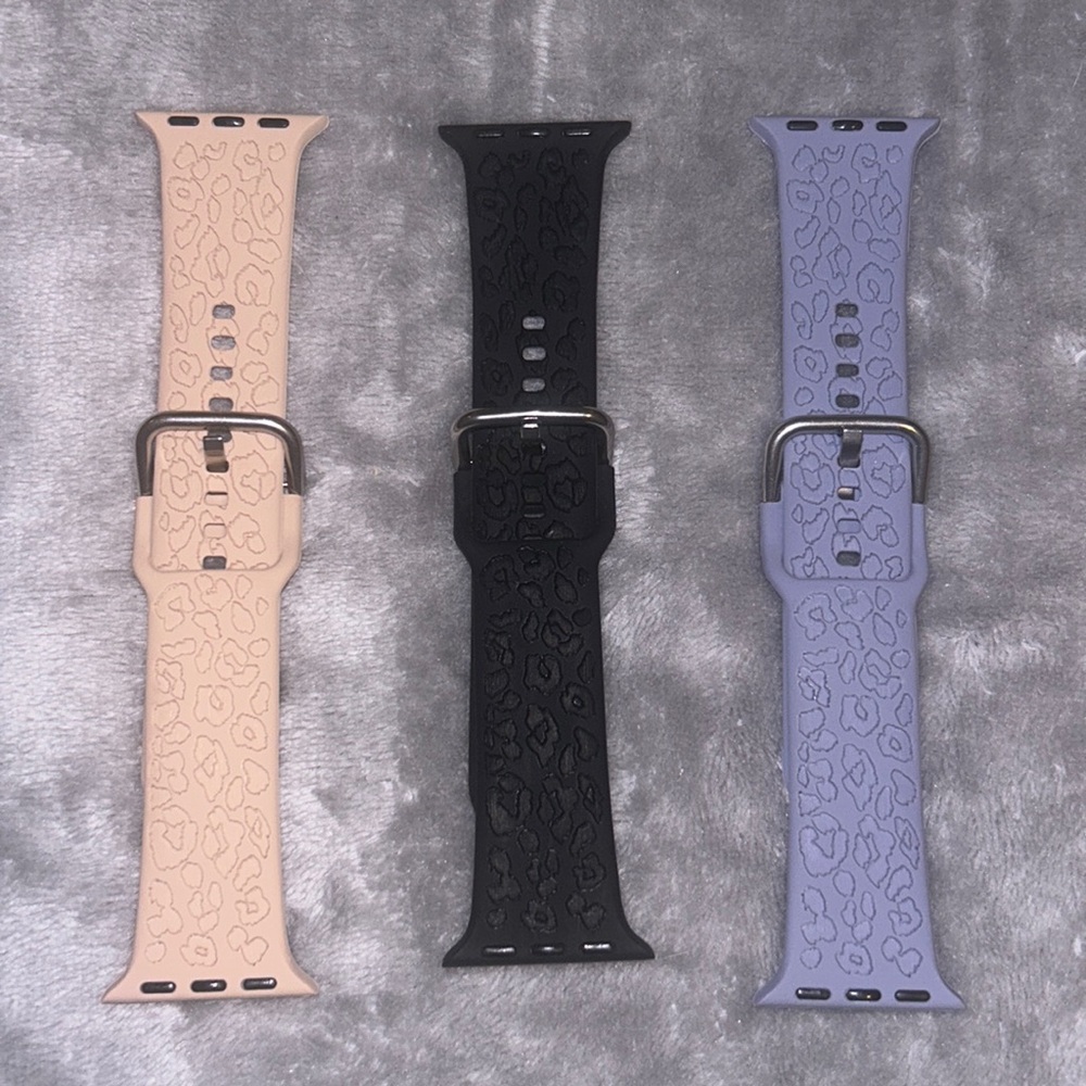 3 NEW 38/40/41 Apple Watch Bands ! Silicon Adjustable!